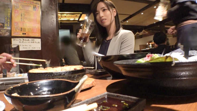 【200GANA-2068】新宿搭讪的丝袜OL女孩