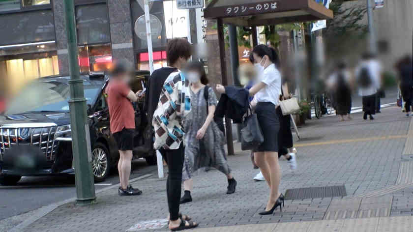 200GANA-2560惠比寿搭讪的美腿OL