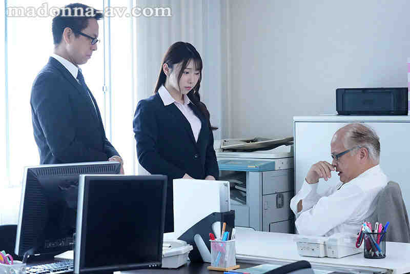 jur00586黑丝美腿OL